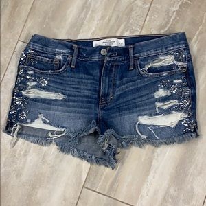 Women’s Abercrombie and Fitch Jean shorts 10/30